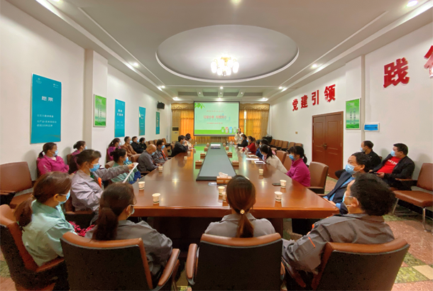 “知行合一”乐动体育在线_乐动(中国)
开展两型知识培训